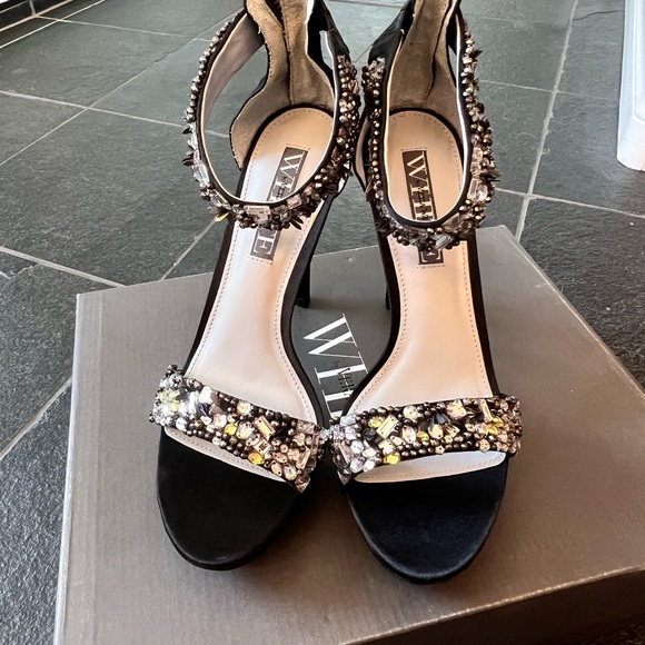 Vera Wang heels - Picture 4 of 4